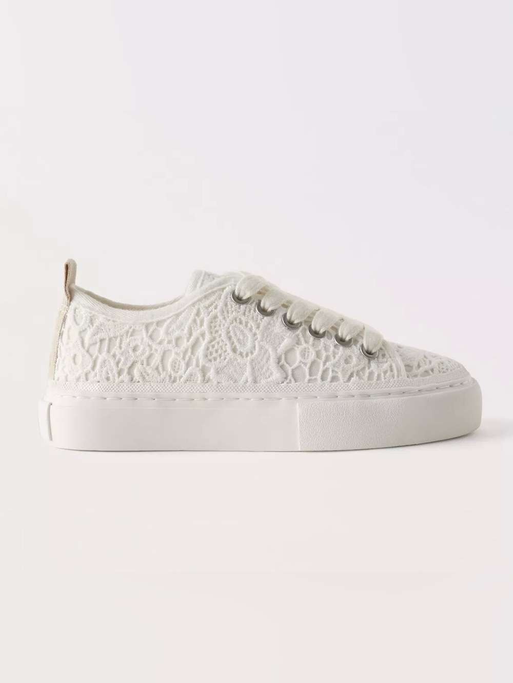 NWT ZARA FLORAL LACE WHITE SNEAKERS